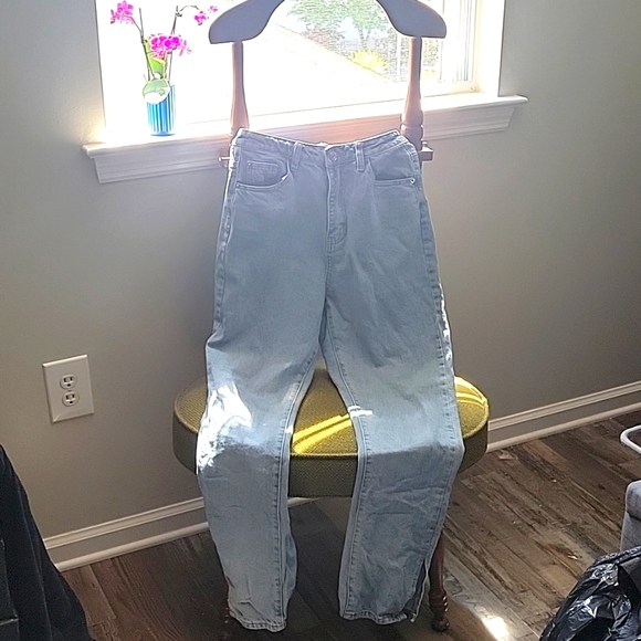 Straight leg jeans - Picture 1 of 3
